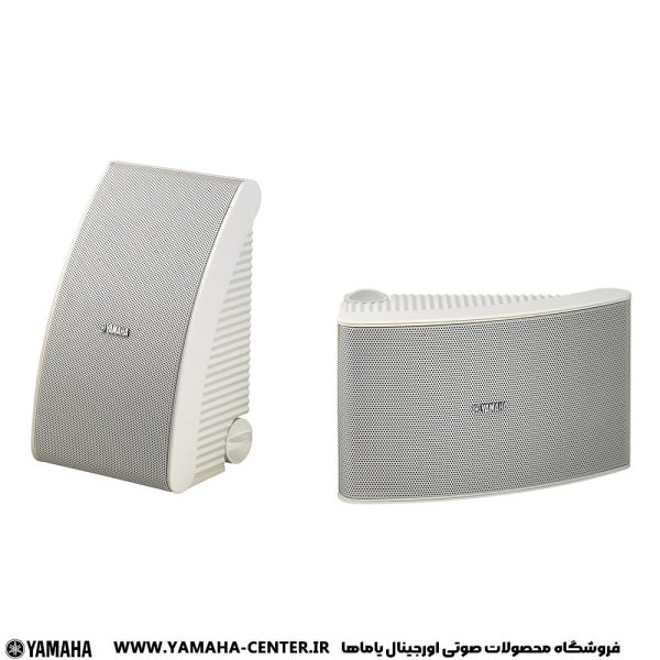 دو اسپیکر دیواری دکوراتیو سفید یاماها NS-AW592 با طراحی متفاوت روی پس‌زمینه سفید