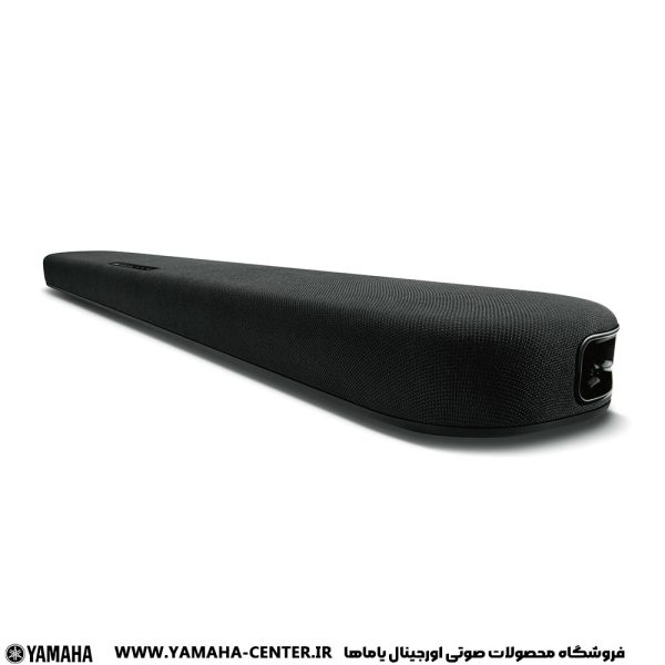 ساندبار مشکی یاماها SR-B20A با طراحی باریک روی پس‌زمینه سفید قرار گرفته است.
