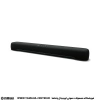 ساندبار مشکی یاماها SR-C20A با طراحی باریک و کشیده روی زمینه سفید.
