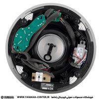 نمای داخلی اسپیکر سقفی یاماها VC6NB با مدار الکترونیکی، سیم‌ها و قطعات داخلی.