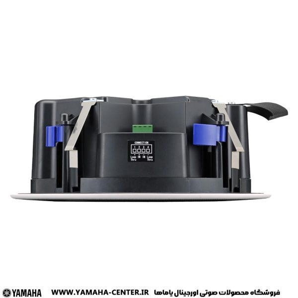 اسپیکر سقفی یاماها VXC3F با بدنه مشکی و گیره‌های نصب نمایان روی پس‌زمینه سفید