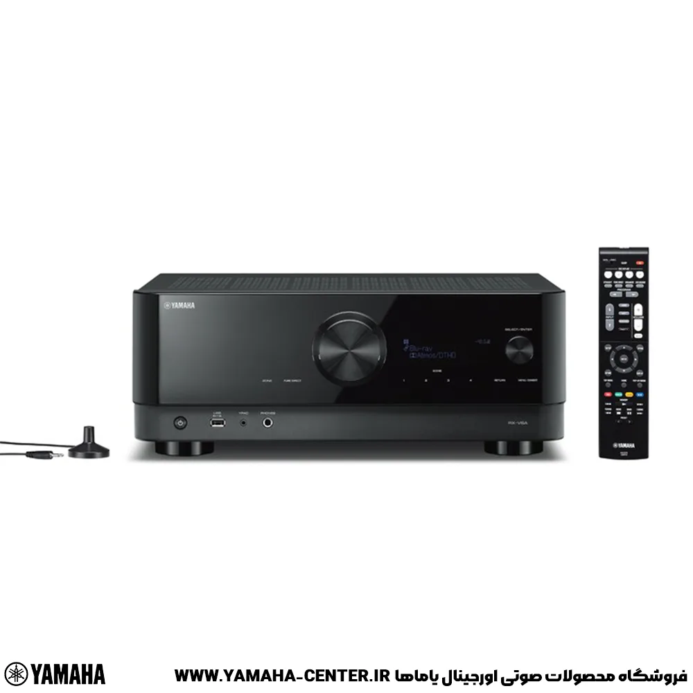 آمپلی‌فایر یاماها RX-V6A همراه با ریموت کنترل و میکروفون کالیبراسیون روی زمینه سفید